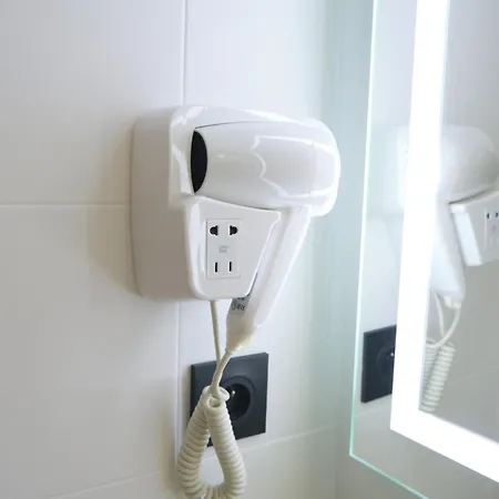 Adamas - Chek In H24 - Wifi Daire Lyon